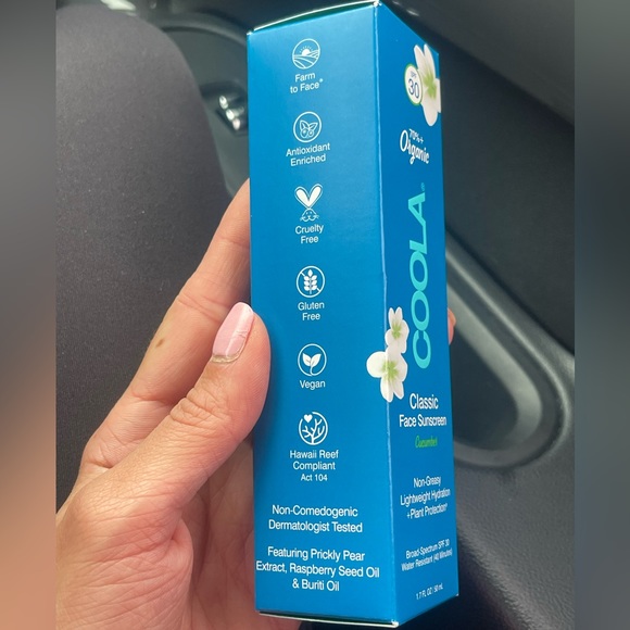 Coola organic sunscreen spf 30 - Picture 2 of 2